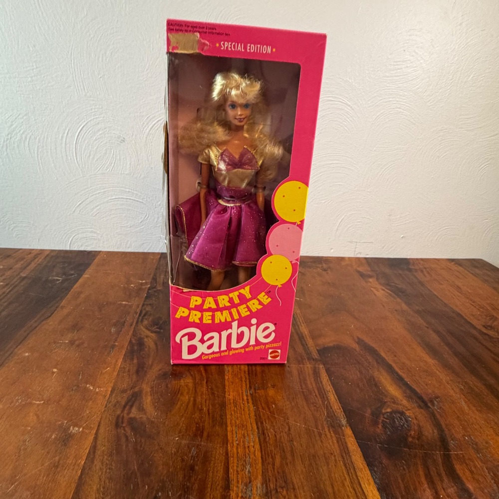 Vintage 1992 Party Premiere Barbie Special Edition Mattel 2001 Plum Gold Dress